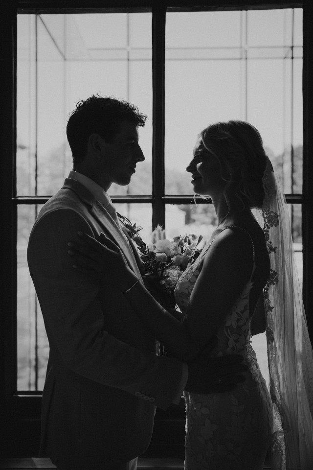 Novios felices.