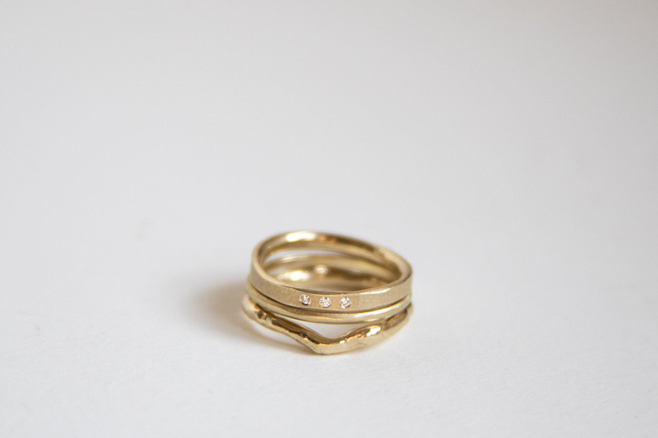 Trouwringen van Maja Lava jewellery impressie 3