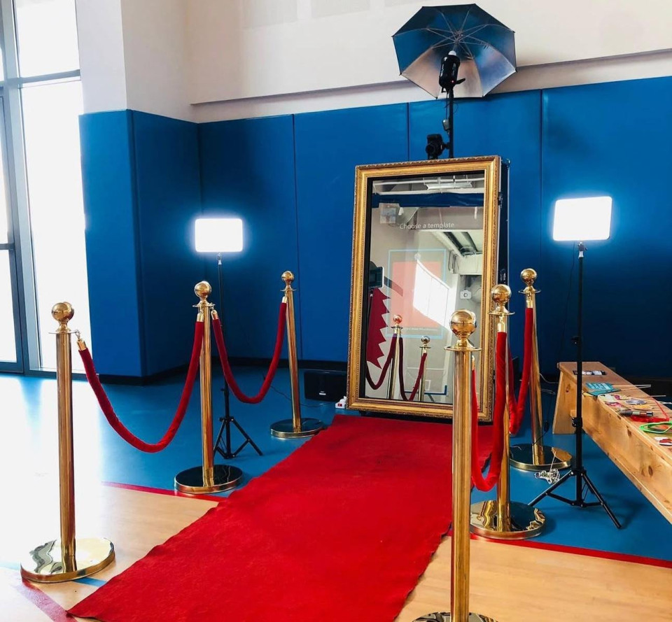 Entertainment van Flashy-Fotobox I Fotospiegel Fotobox Mieten Stuttgart details