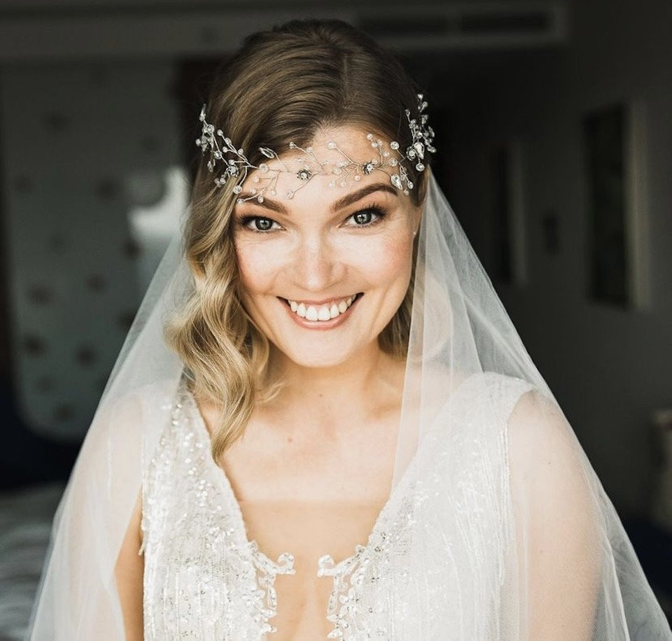 Bruidsmake-up laten doen bij Evgeniia Bazhenova