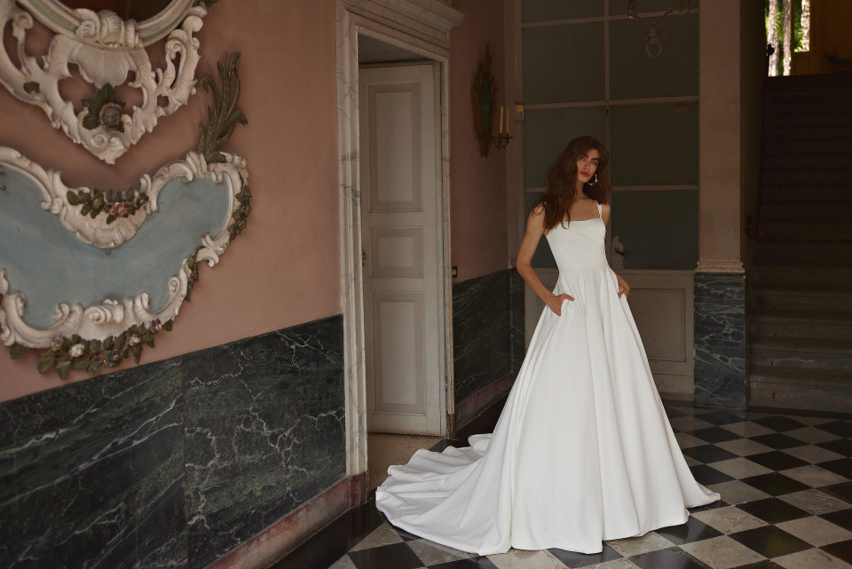 Brautkleid Satin | So findest du dein Hochzeitskleid aus dem eleganten und feinen Stoff