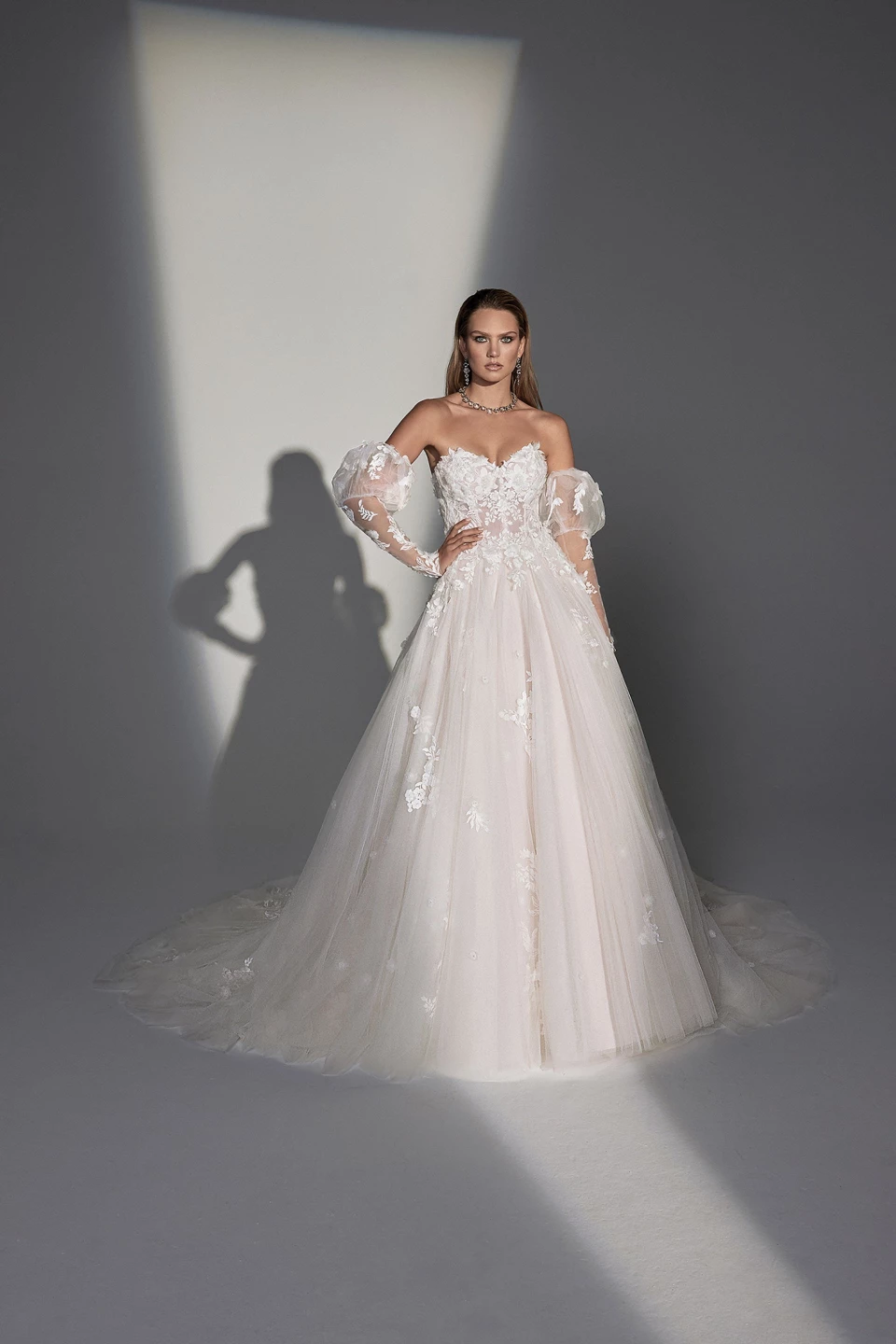 Brautkleid im Prinzessinnen-Stil