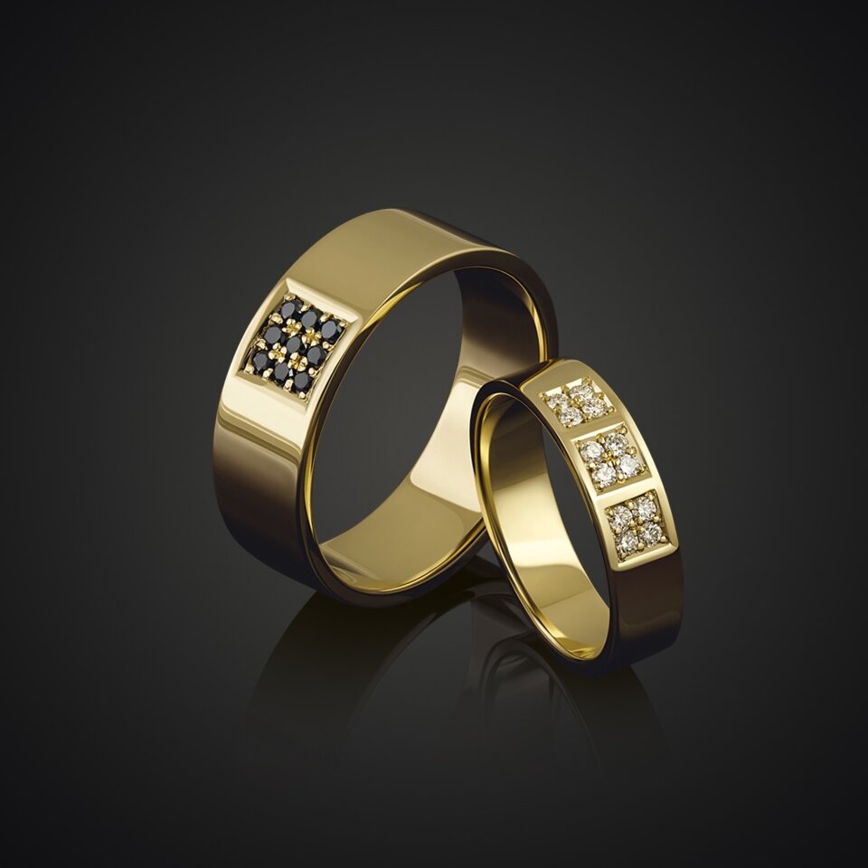 EN-33 - Geometrische gouden trouwringen met diamantjes