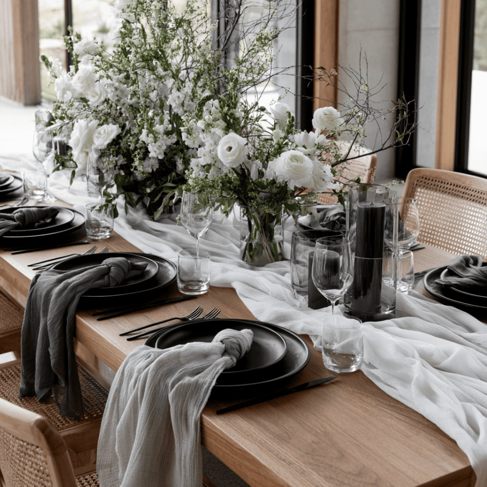 Wedding Table Decoration Ideas & Centerpieces