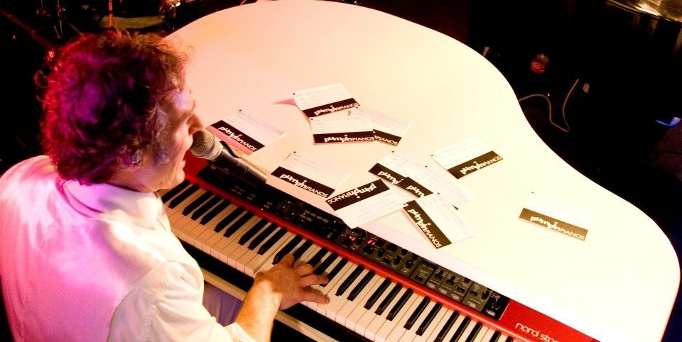 Pumpin pianos