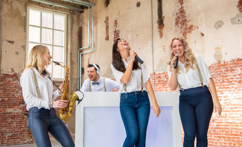Muziek van Bruiloft DJ&#039;s by Artistic Productions overzicht
