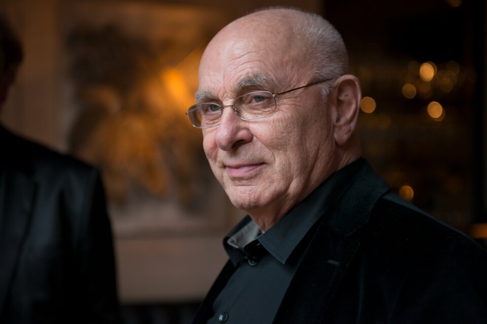 Trouwambtenaar Michael van Praag details