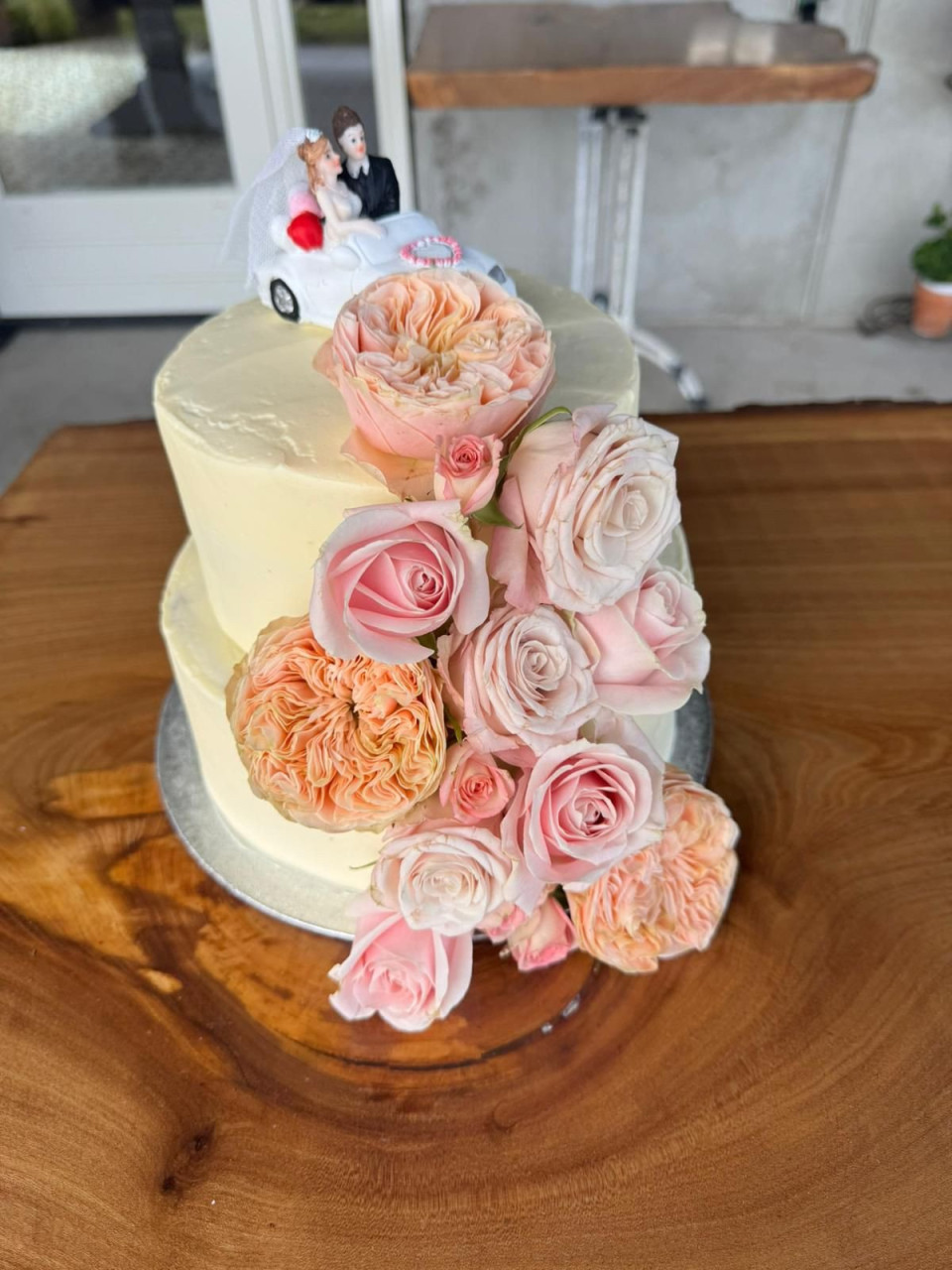 Bruidstaart van T Bakkertje van Skil details