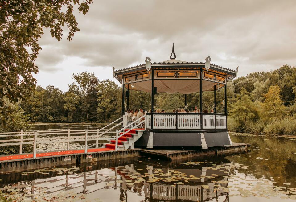 Trouwambtenaar Lets Embrace impressie 2