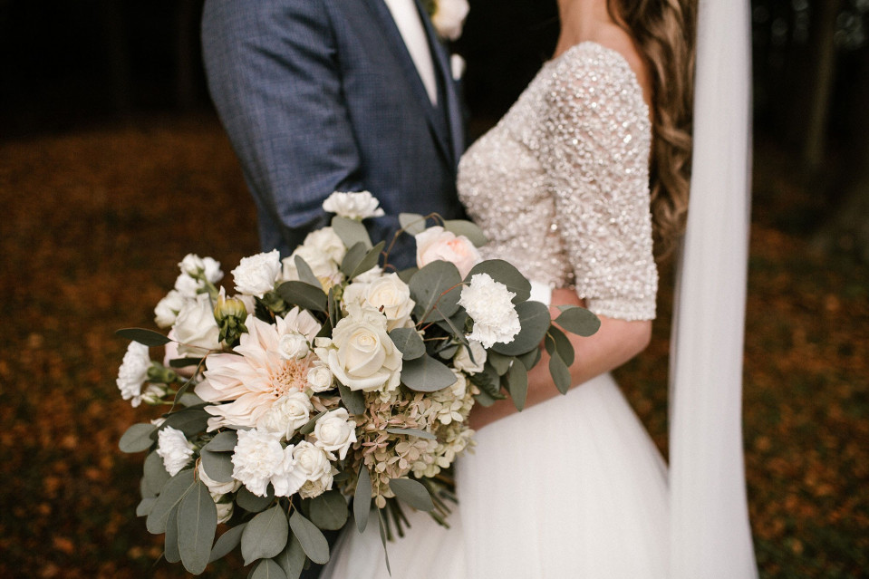 bruidsboeket in het bos