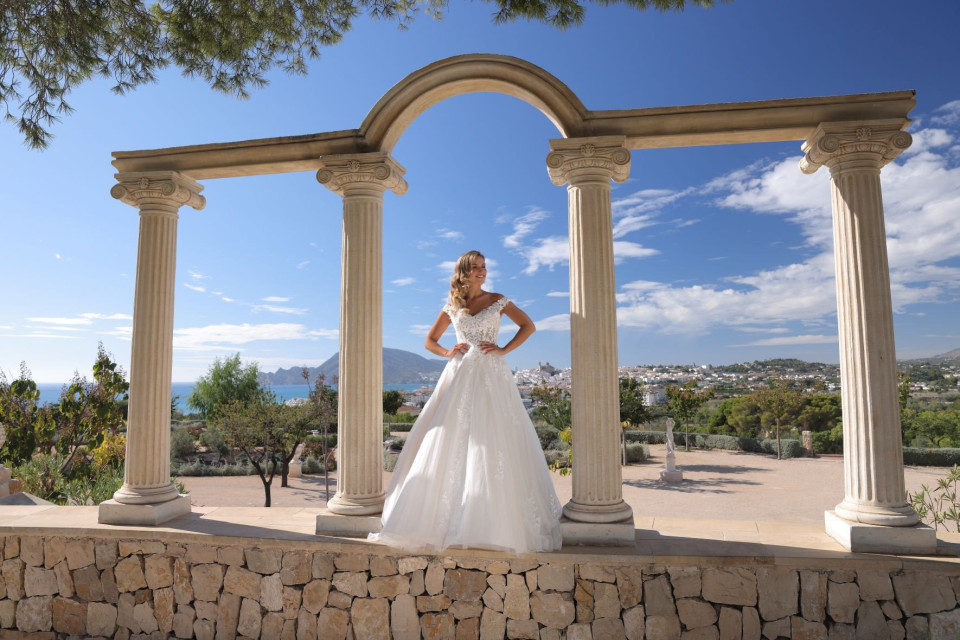 Trouwjurk van Weggemans Bruidsmode overzicht