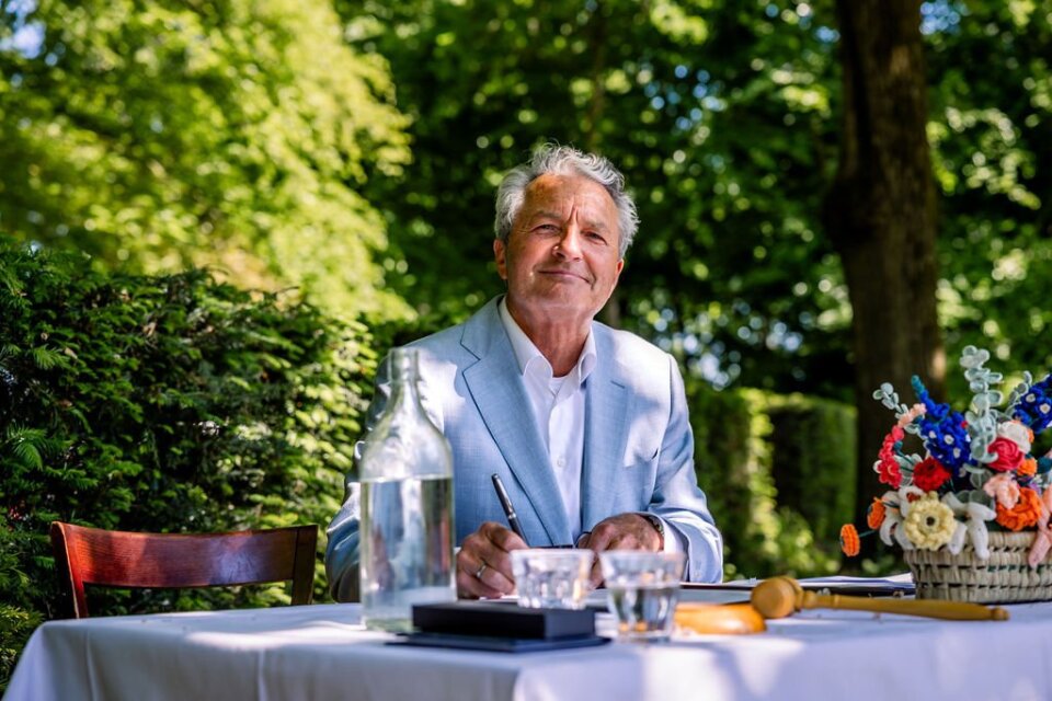 Trouwen met trouwambtenaar Hans Prinsen