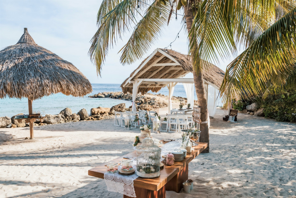 Buitenlandse bruiloft via BanKasa Dream Weddings Curacao overzicht