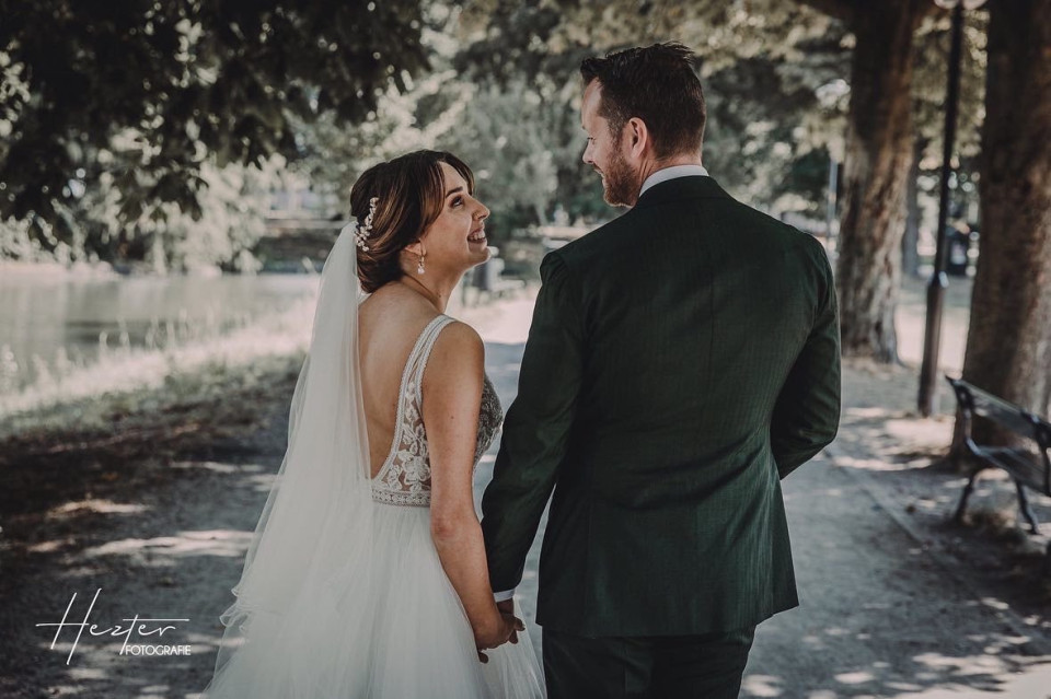 Bruidskapsel door E-LINE hairfashion details