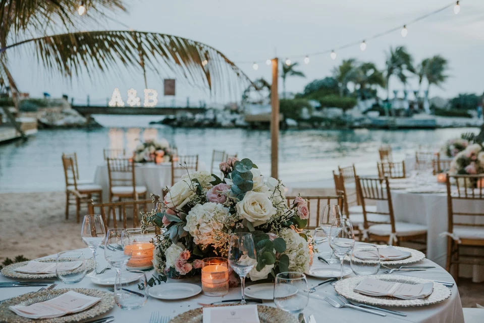Comment réussir son mariage à la plage en 2023 ?