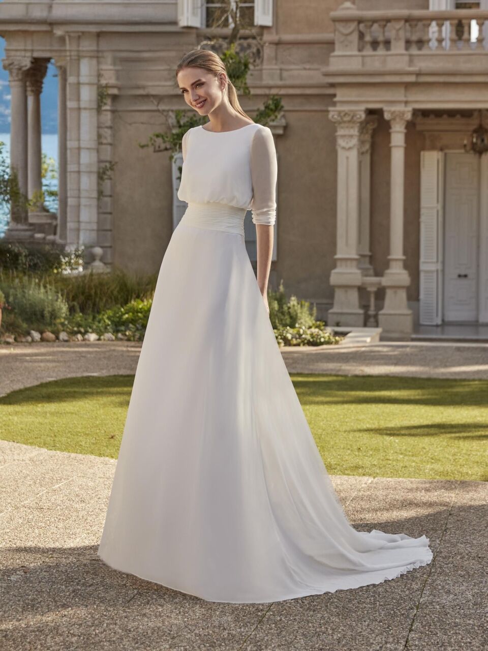 Trouwjurk van Bruidshuis Orchidee details