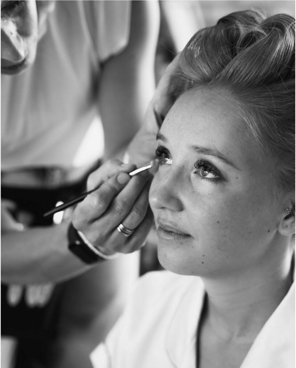 Bruidsmake-up laten doen bij M Hair & Make-up