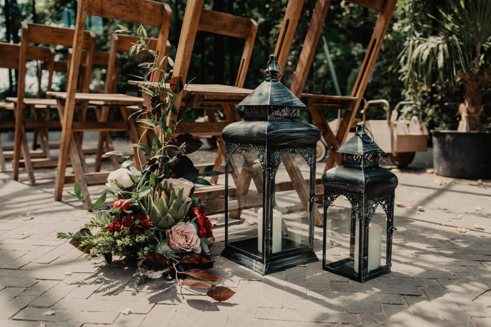 trouwceremonie in de botanische tuinen