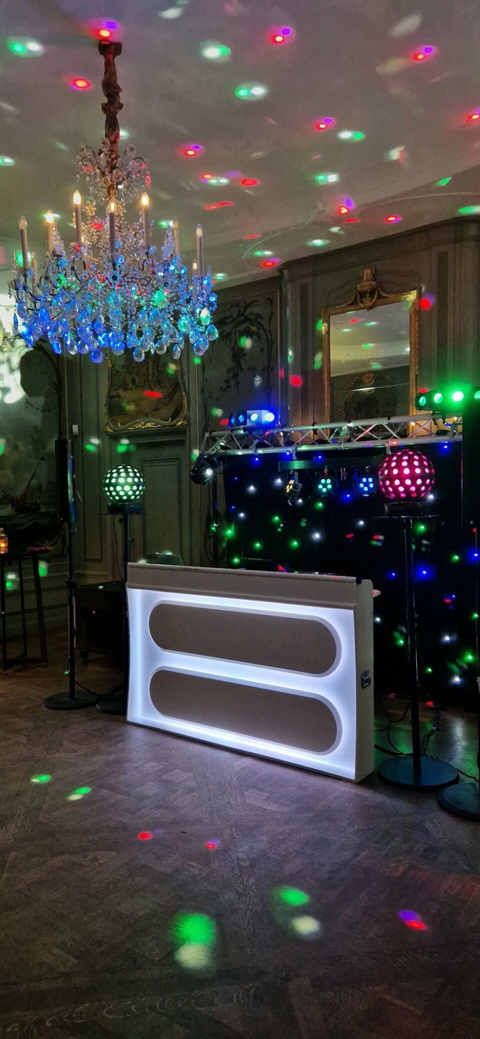 Muziek van Back in Time DJ's overzicht