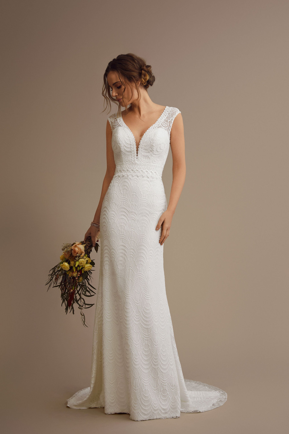 de allure trouwjurk is een mooie, eenvoudige en elegante japon