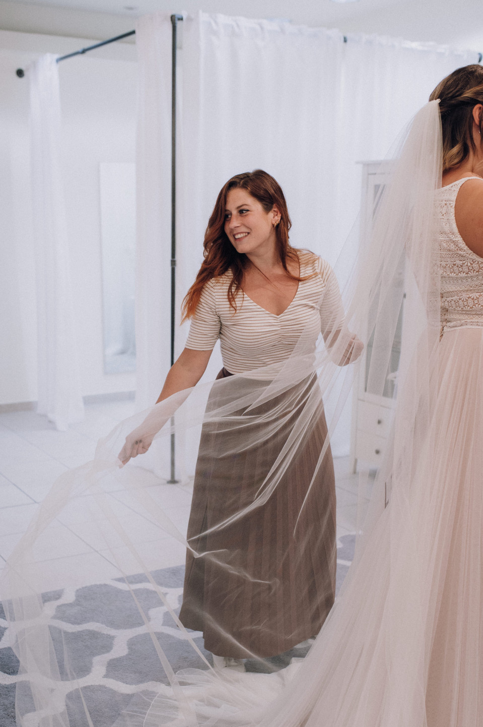 Trouwjurk van bride essentials impressie 2