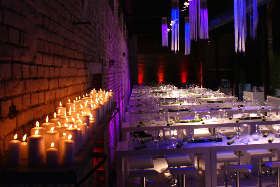 Verhuurartikelen van Wedding-Styler details