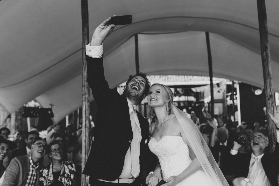 Einwegkamera bei Ihrer Hochzeit - tolle Hochzeitsfotos & ein super Gastgeschenk
