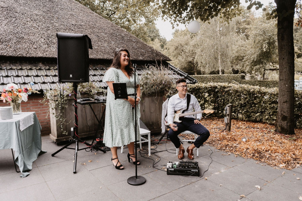 Muziek van Naomi Vischer | Bruiloftzangeres &amp; Vocalist impressie 