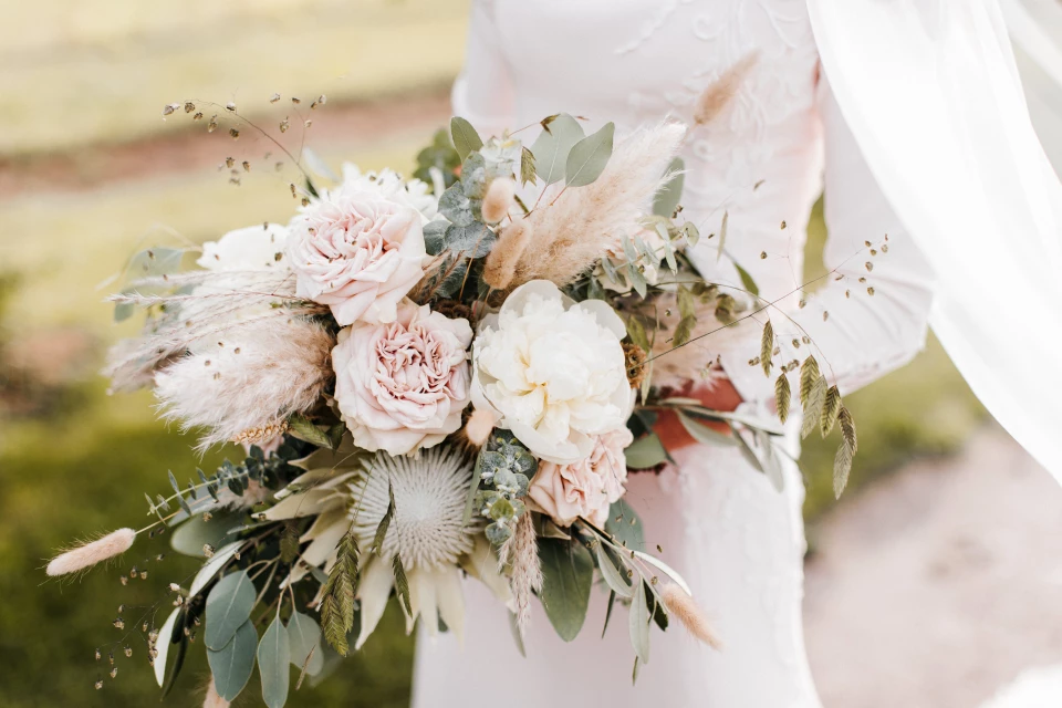 Bloemen voor het bruidsboeket | De 10 meest populaire soorten!