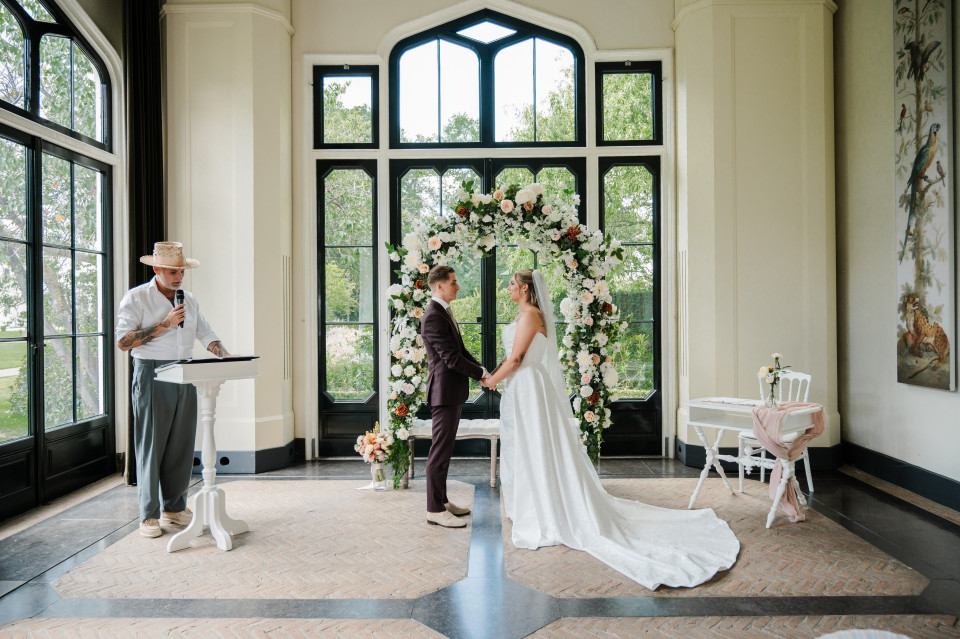 Bruidsboeket van Made by Betty Wedding Styling & Event overzicht