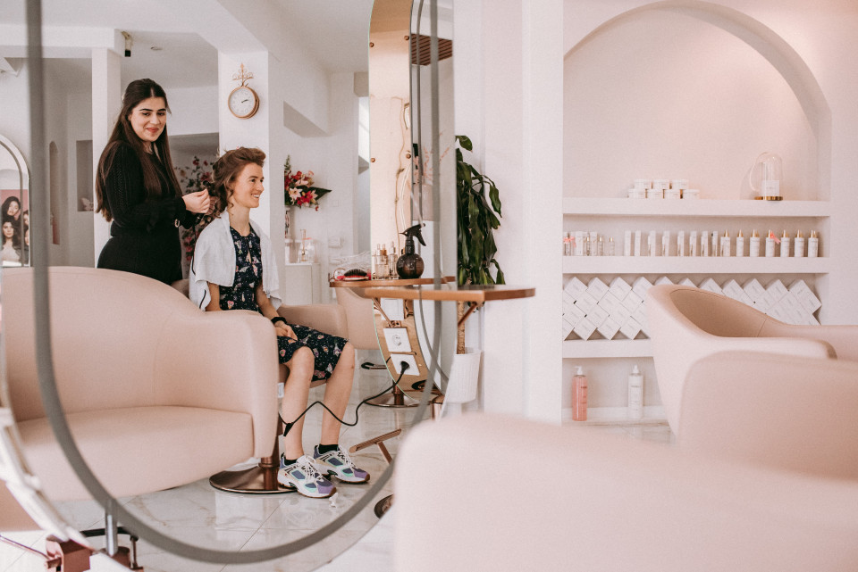 Bruidskapsel door Parbella Hair and Beauty Professionals impressie 