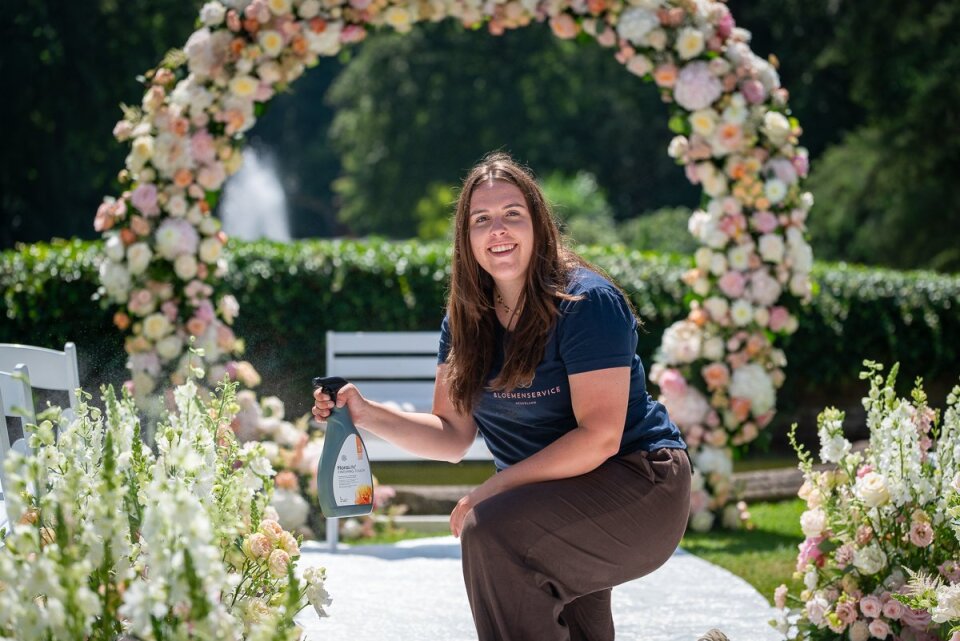 Bruidsboeket van Bloemenservice Nederland impressie 4