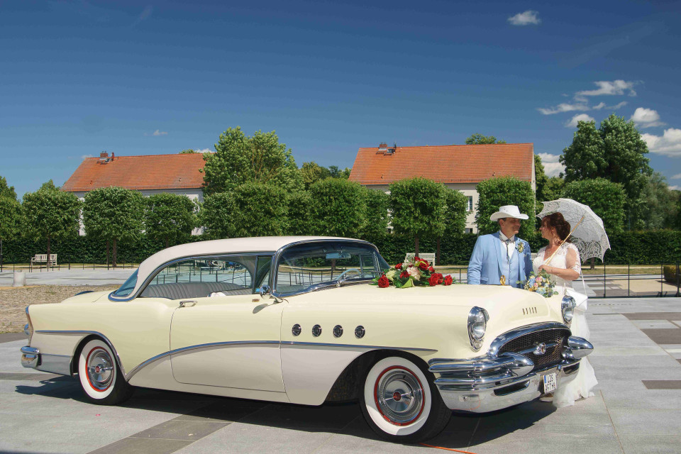 Trouwauto van Classic55 Hochzeitsauto &amp; Oldtimer Vermietung details