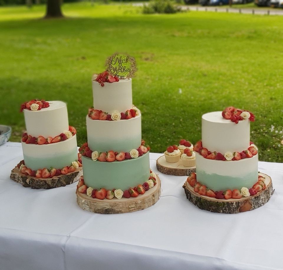 Bruidstaart van Georgie&#039;s Cakes impressie 2