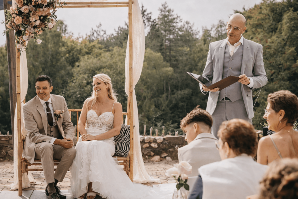 Trouwambtenaar Trouwen op maat impressie