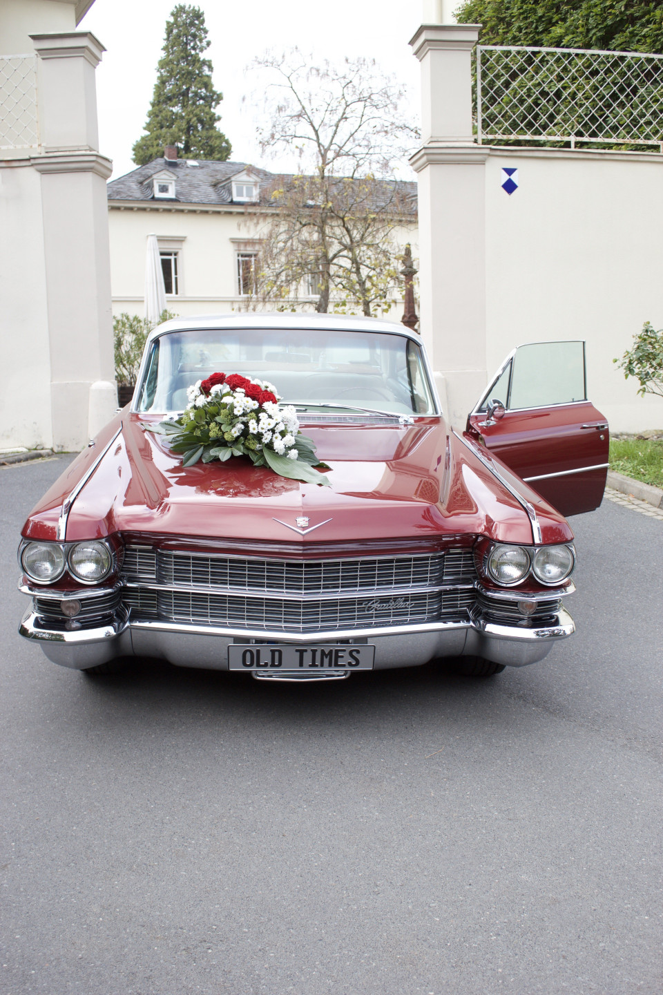 Trouwauto huren bij Old Times Bergstrasse