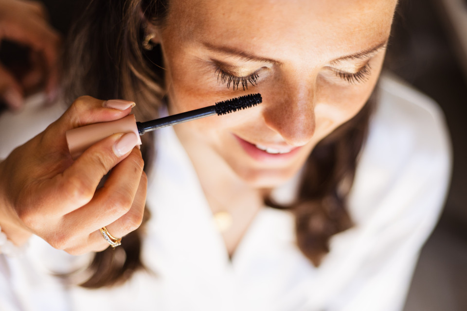 Bruidsmake-up door Laura Duijvestijn Make-up artist en Hairstyling impressie 4