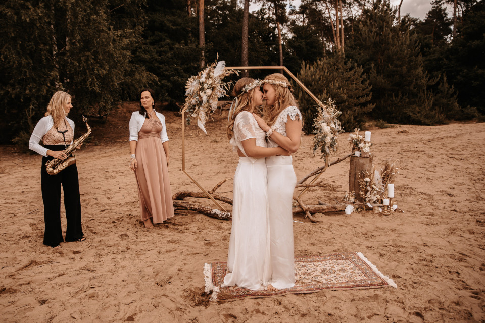Traubogen für eine Hochzeit im Freien