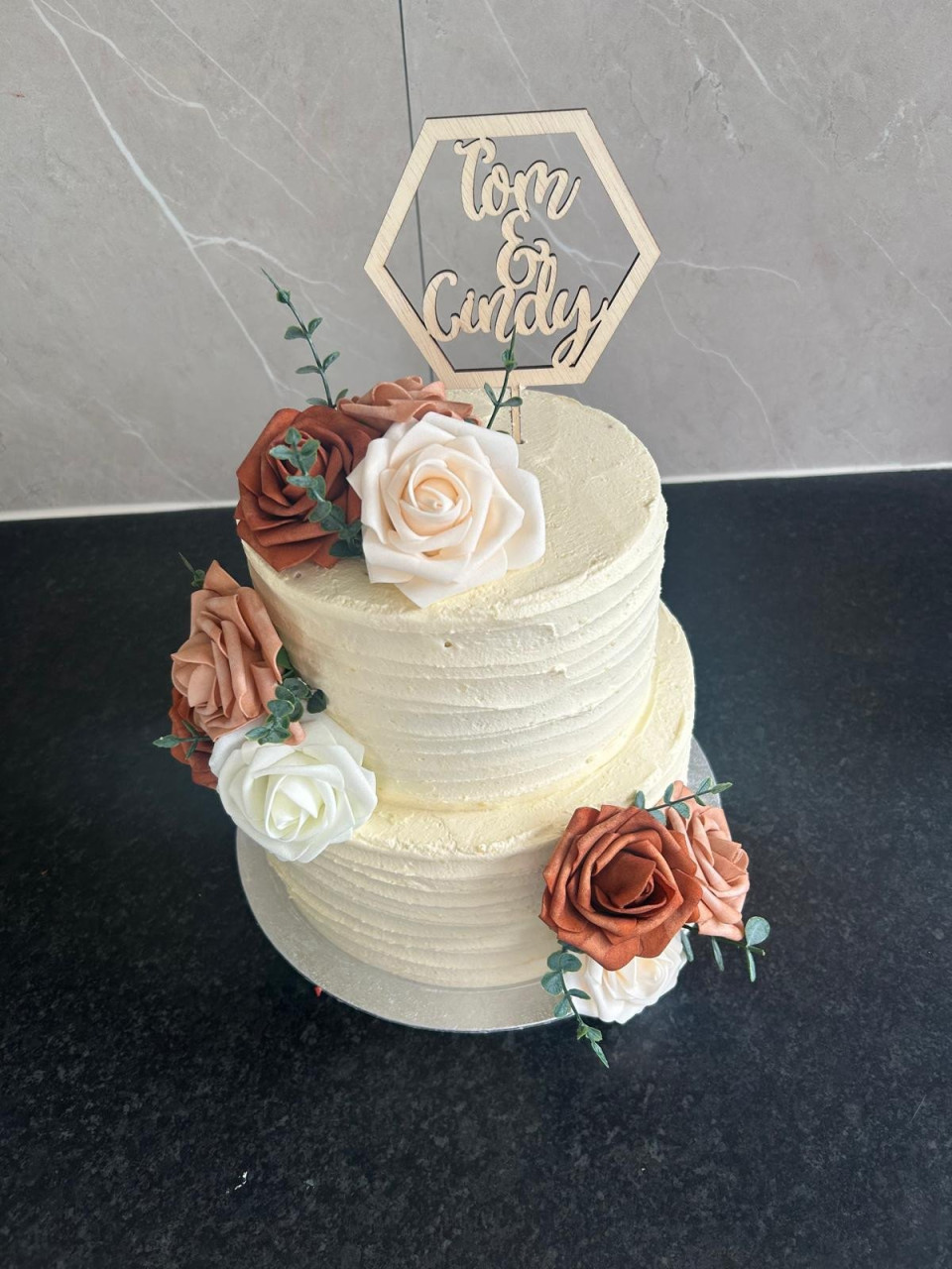 Bruidstaart van T Bakkertje van Skil impressie 2