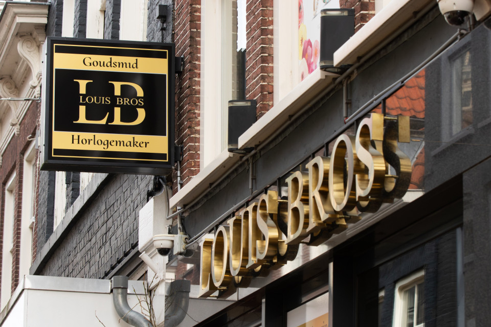 Louis Bros
