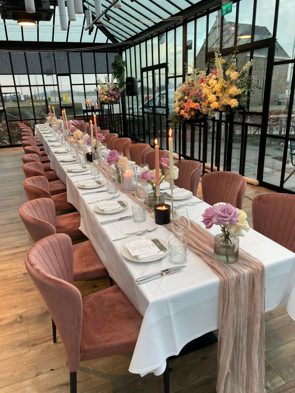 Trouwlocatie Hotel Maassluis overzicht
