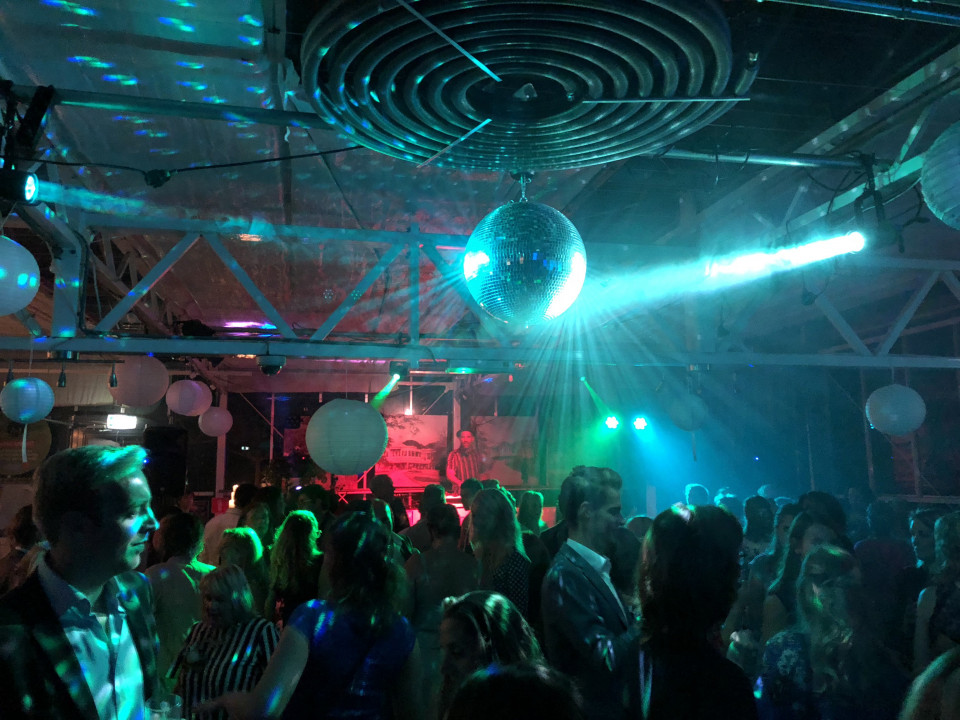 Muziek van The Galaxy Drive In Show details