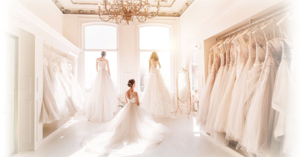 Trouwjurk van Unique Bridal impressie 4