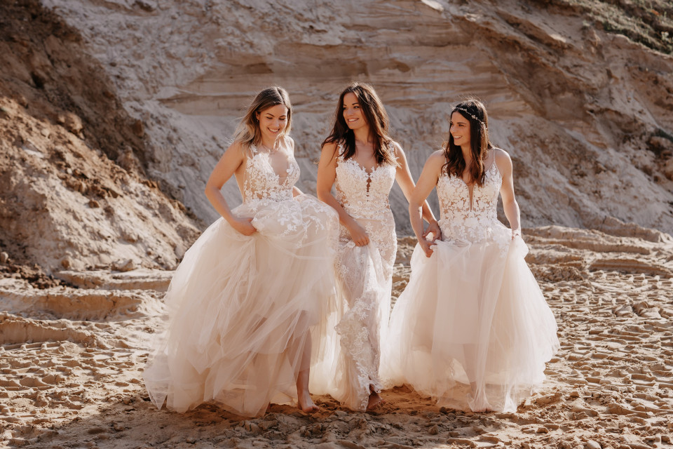 Trouwjurk van Pretty You Brautmode impressie 