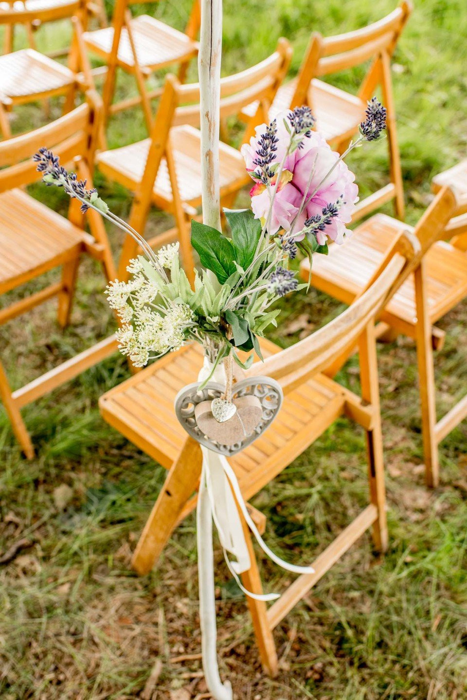 How Much Do Wedding Flowers Cost? Full Price Breakdown