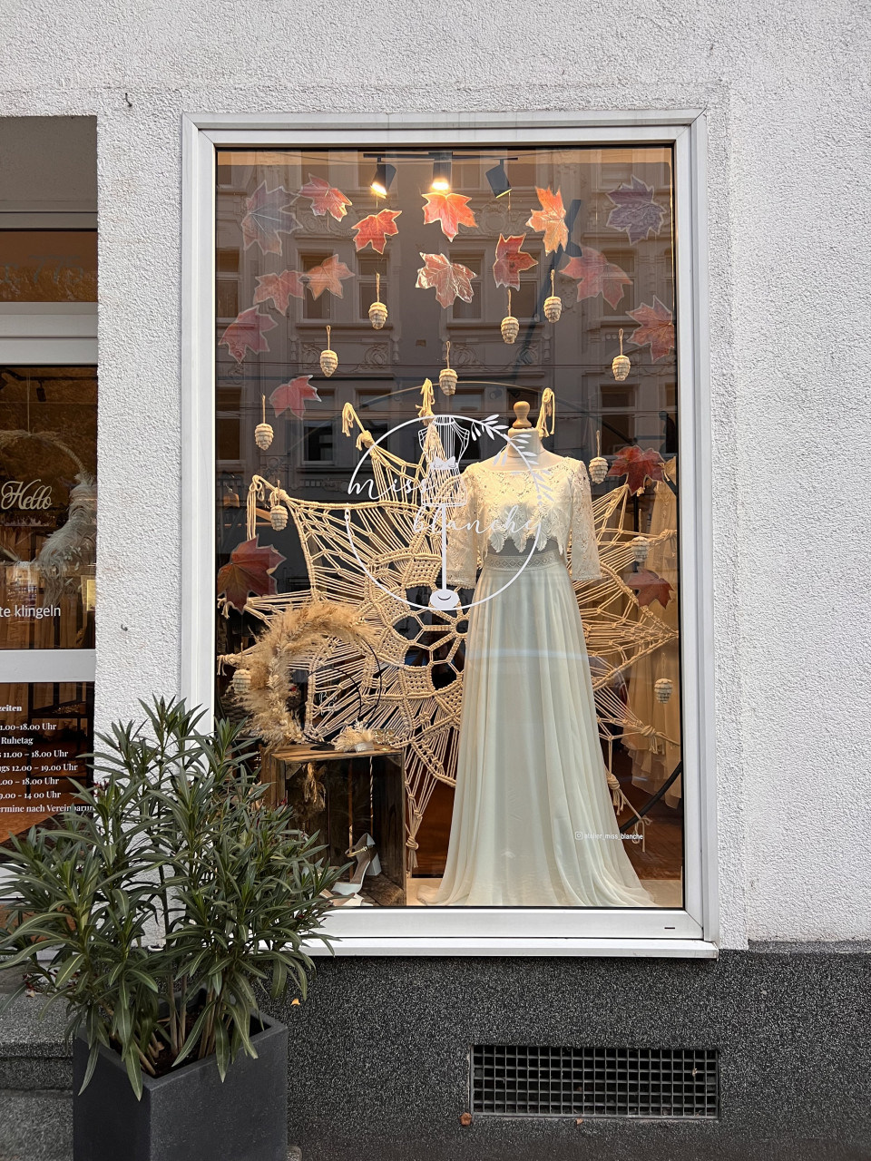 Trouwjurk van Miss Blanche overzicht