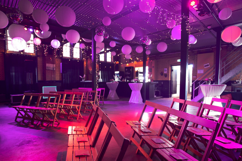 Trouwlocatie Basecamp Haarlem impressie 