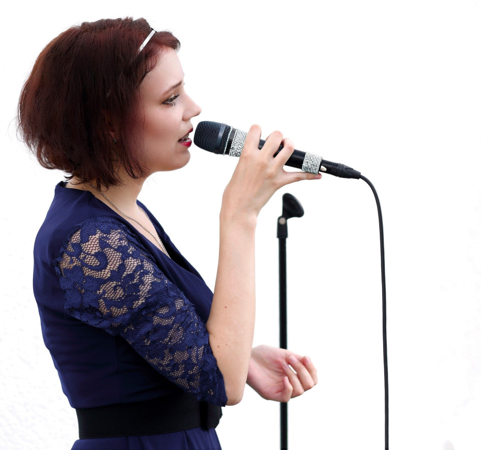 Muziek van Juli - Hochzeits- und Eventsängerin details