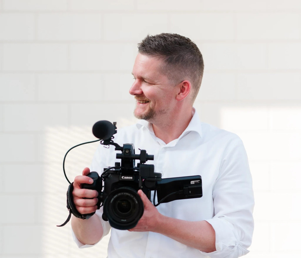 Vanderlinden Video