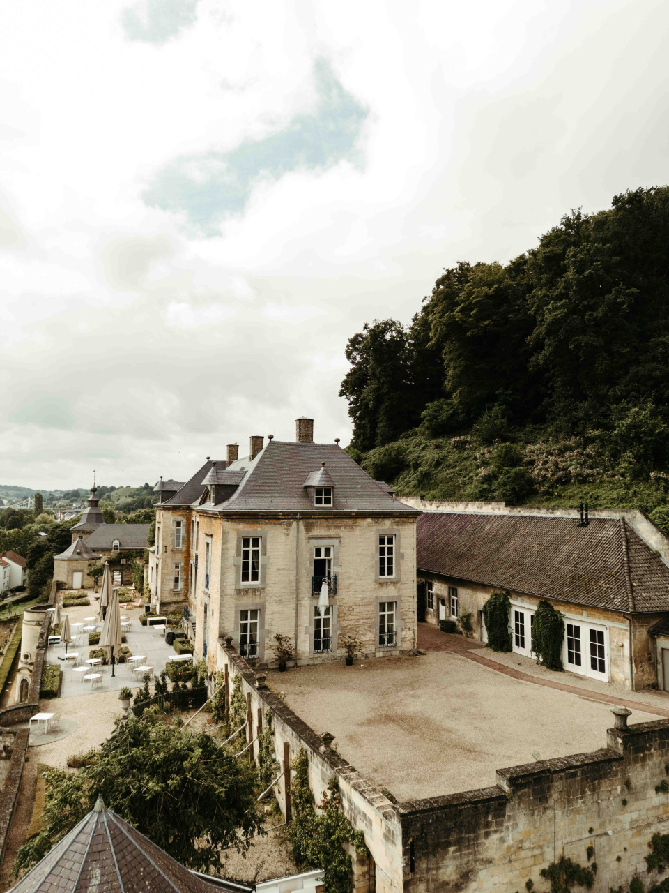 6-Month Wedding Planning Checklist: Your Complete Month-by-Month Guide